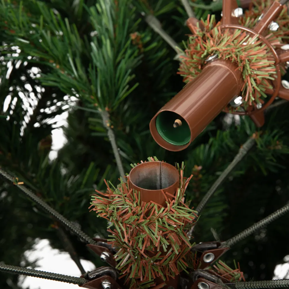 7′ Carolina Pine Frosted Tree
